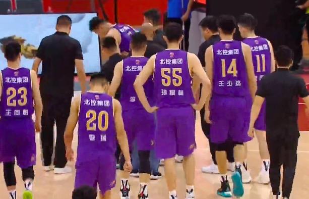 NBA直播：篮球盛宴全揭秘，JRS篮网风采惊艳