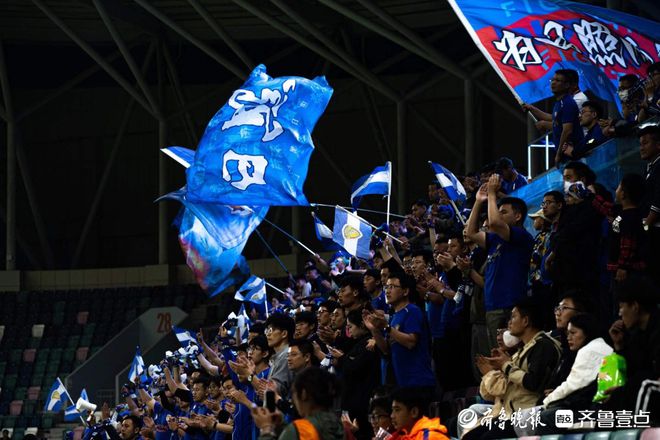全球五大足球联赛直播平台详解：英超等顶尖赛事精彩纷呈，网络直播助力球迷追梦