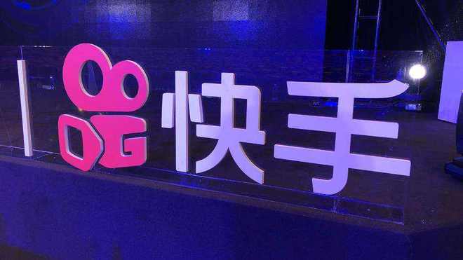 体验独特魅力：英超直播吧和快手体育，我的足球生活之旅