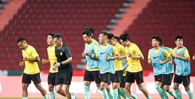 足球直播平台改变了我的生活，享受全球赛事盛宴，激情无缝观看